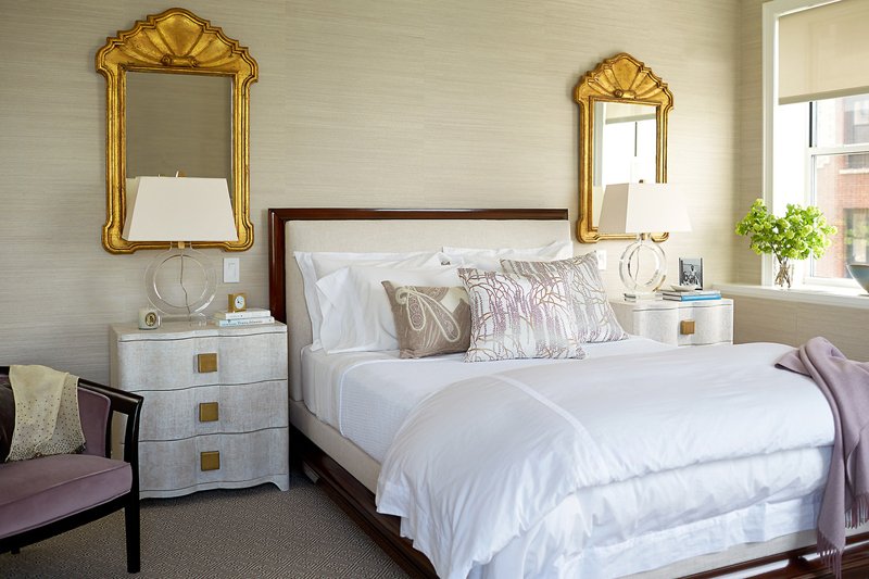 14 Mirrors Above Night Stands in the Bedroom