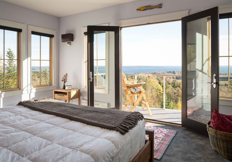 17 Bedrooms with Balcony Ideas